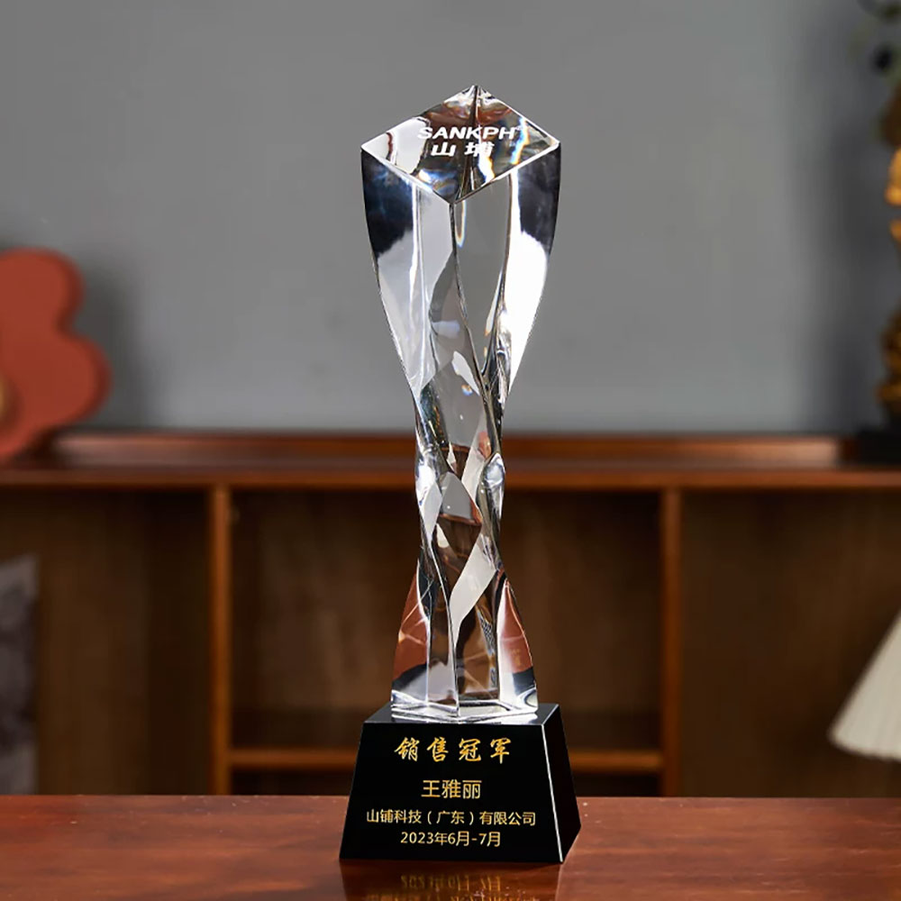 螺旋扭面水晶颁奖奖杯 企业赛事荣誉纪念摆件 - Trophée en Cristal K9 Diamant Colonne Torsadée Décoration de Remise de Prix Gravée Sur Mesure 1